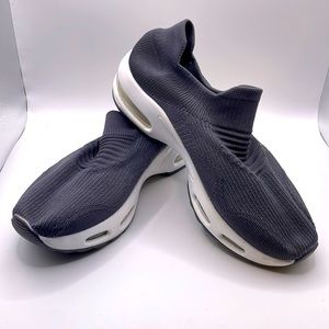 DOUSSPRT Womens size 9.5 Walking Shoes